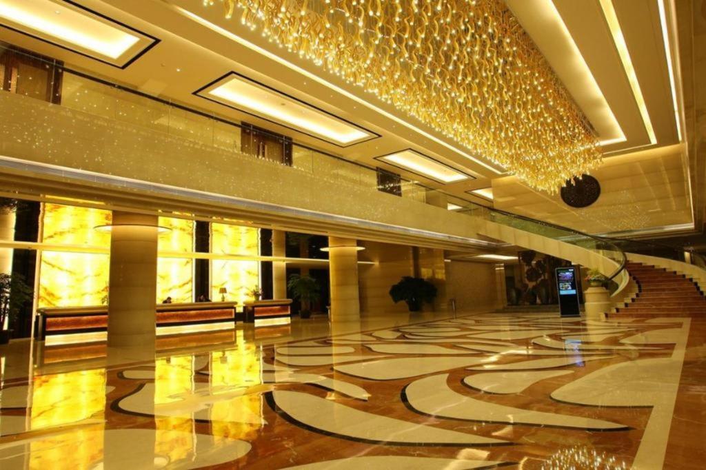 Expo Garden Hotel Kunming Esterno foto